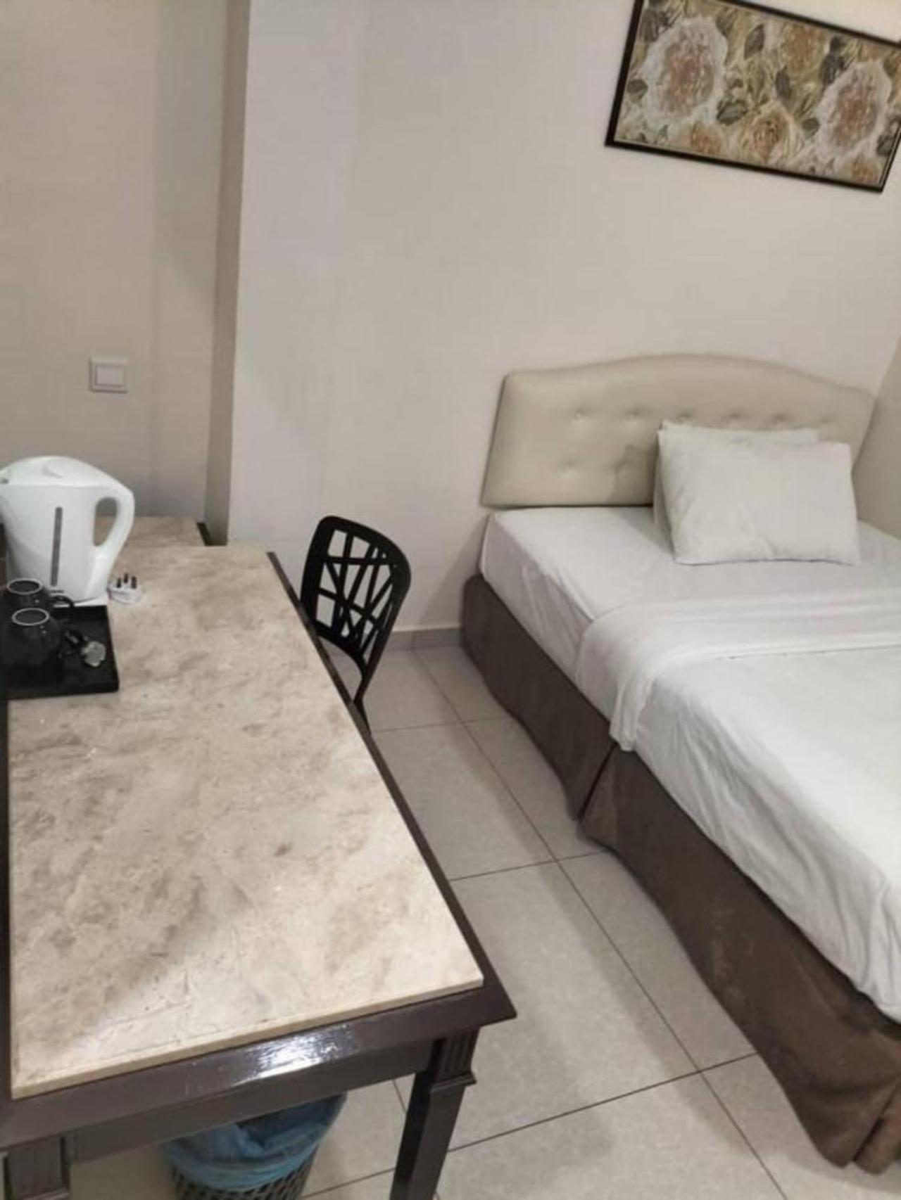 Sam Hotel Sitiawan Esterno foto